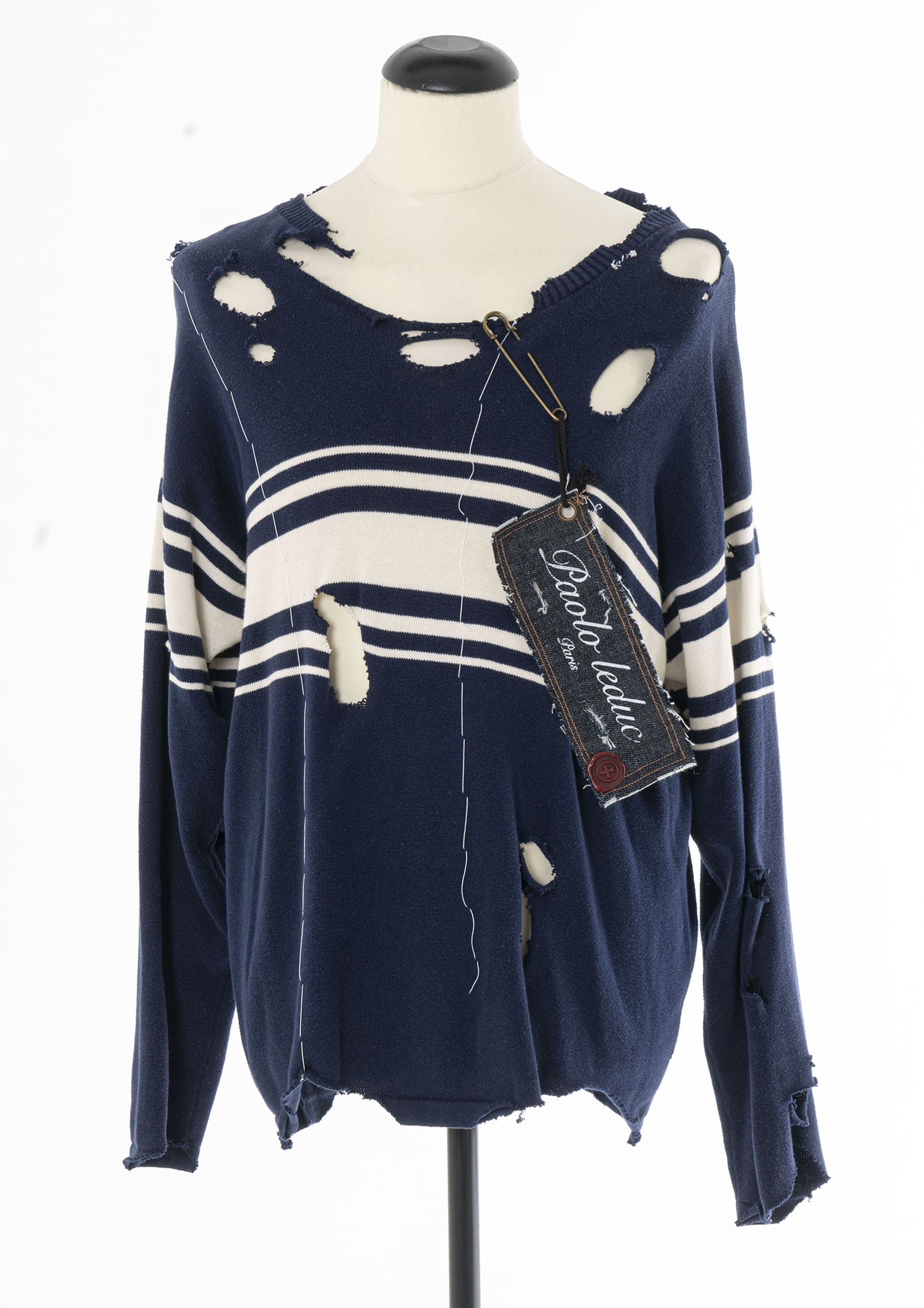 sweater-ragged-sailor-front