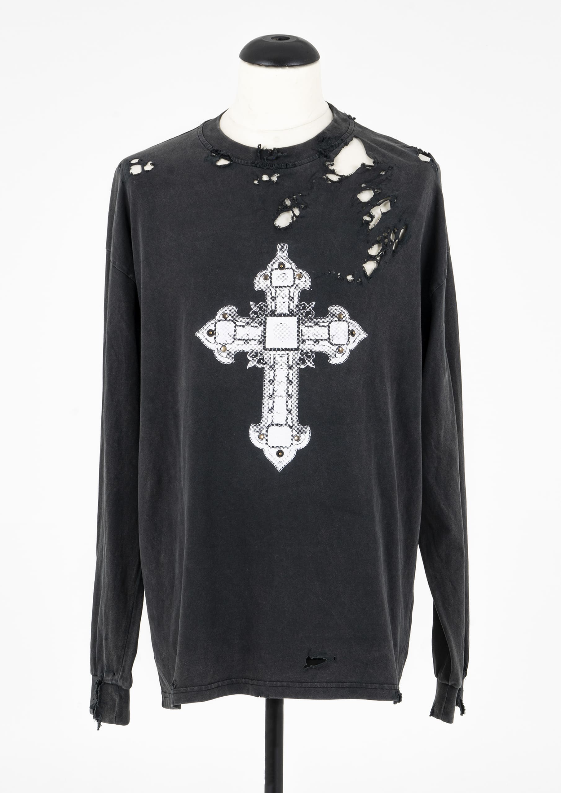 long-sleeve-gothic-cross-front