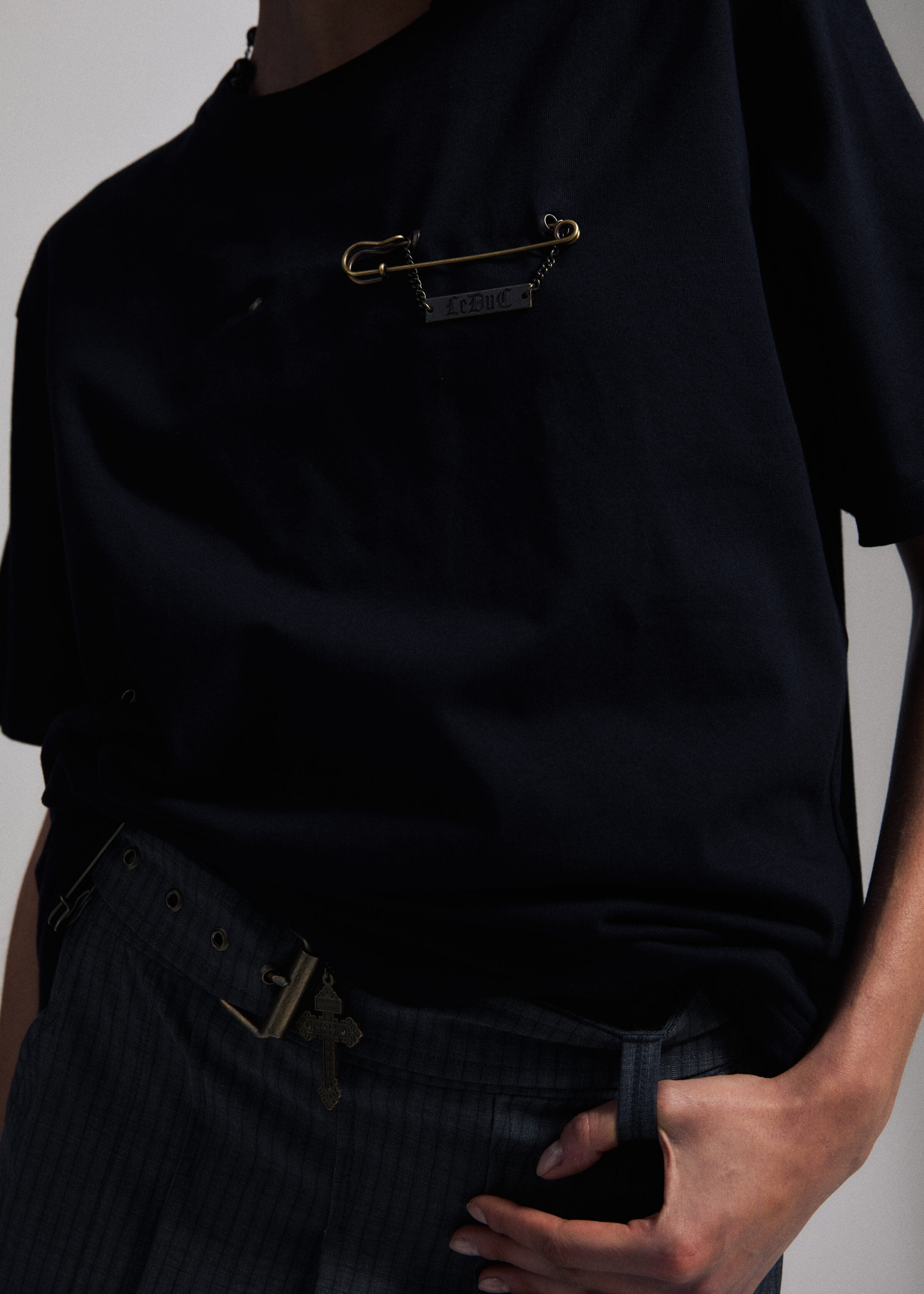 T-Shirt “Three-Position“