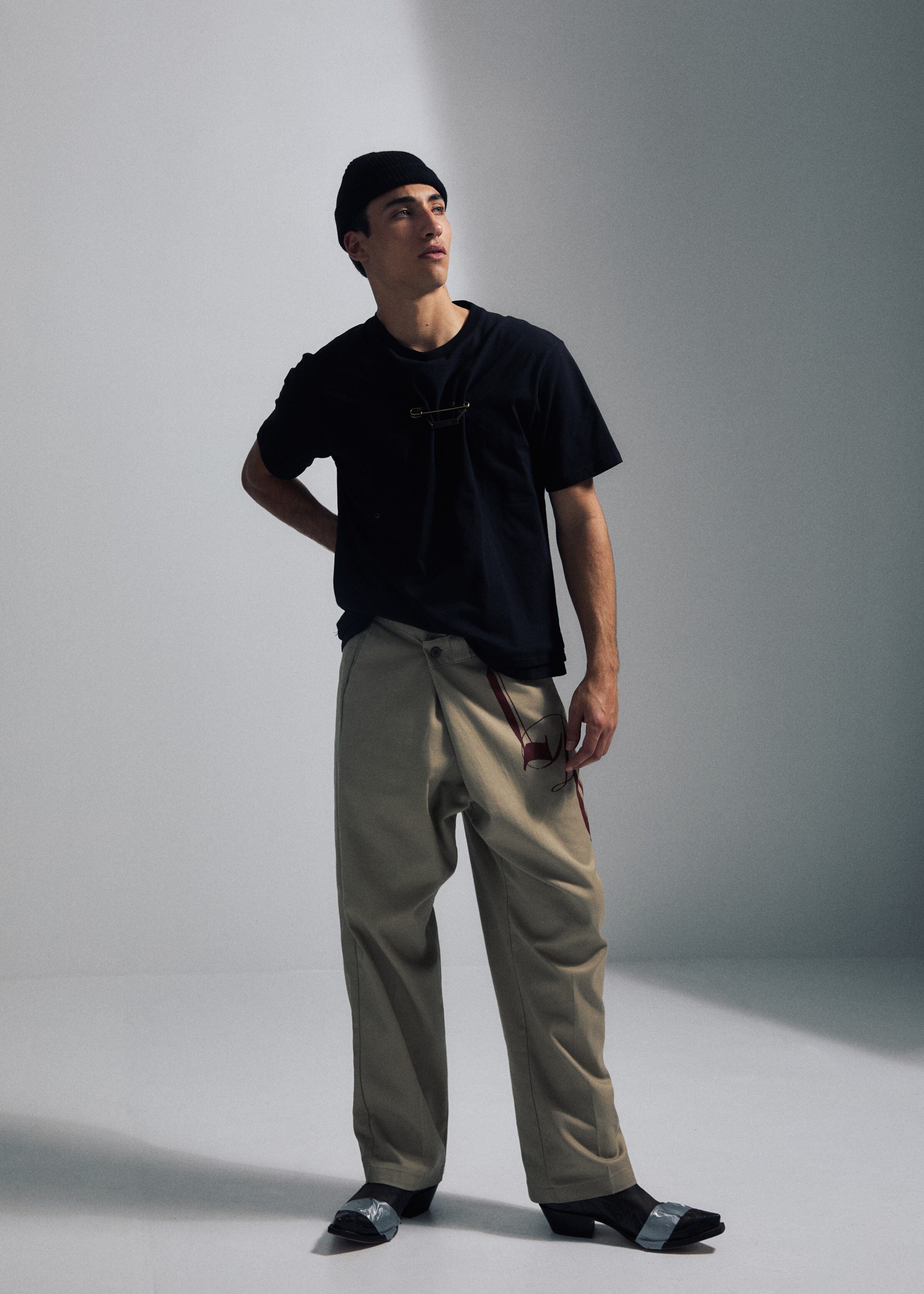 T-Shirt “Three-Position“