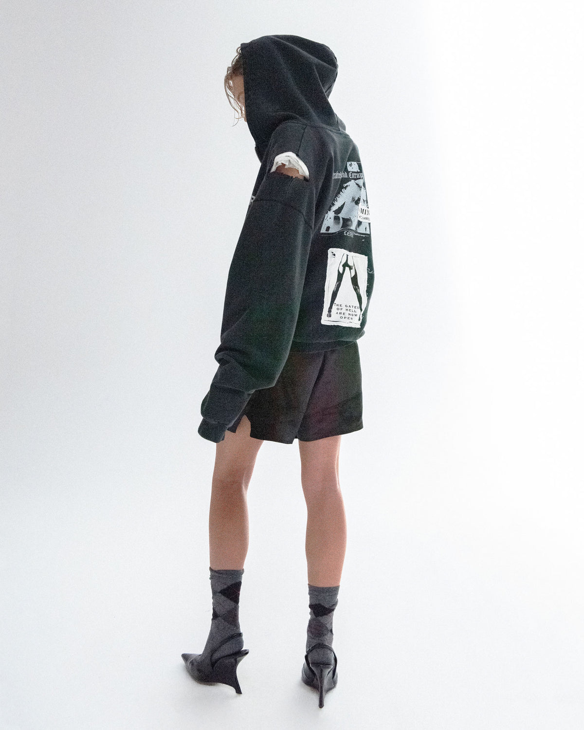 Hoodie “Pleasures”