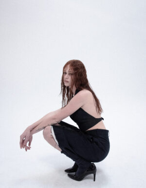 skirt-under-the-table-paolo-leduc-07