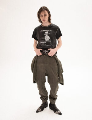 t-shirt-pleasures-vintage-black-paolo-leduc-01