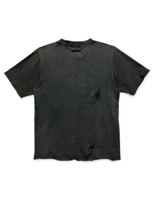 camiseta cruz cosida