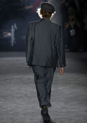 blazer-holy-cuts-back