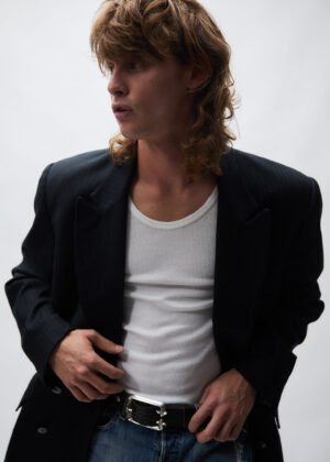 paolo-leduc-lookbook-undershirt-black-cross-6